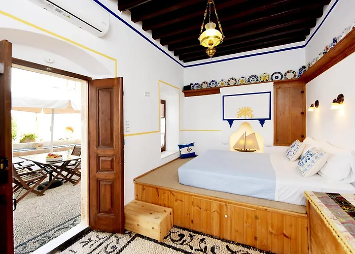 Annoula - Traditional Lindian House Линдос