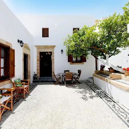 Villa Annoula - Traditional Lindian House
