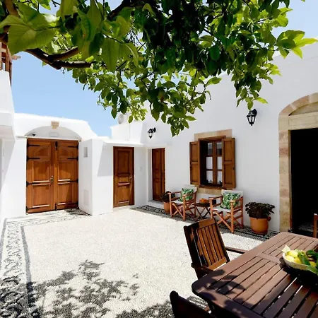 Villa Annoula - Traditional Lindian House