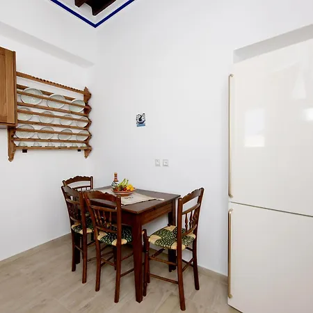 Villa Annoula - Traditional Lindian House