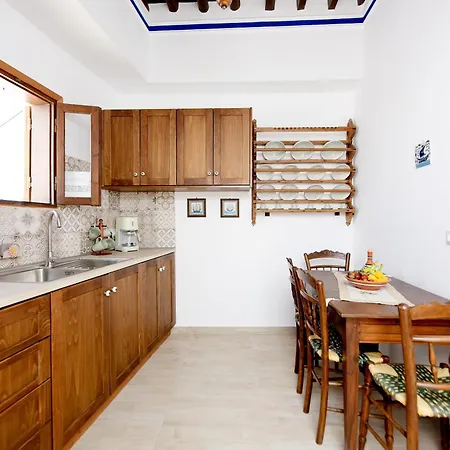 Annoula - Traditional Lindian House Villa *