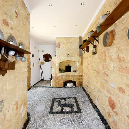 Annoula - Traditional Lindian House וילה