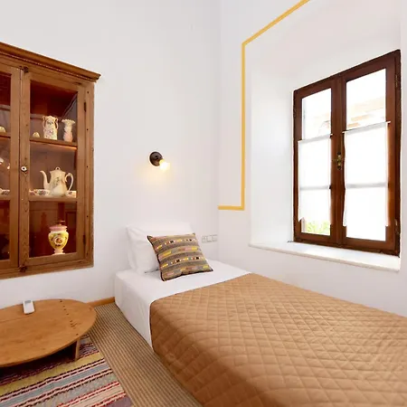 וילה Annoula - Traditional Lindian House *