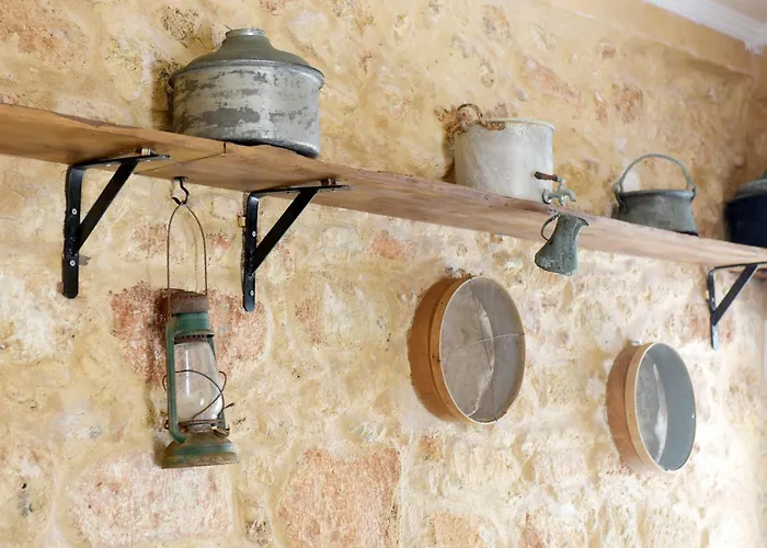 فيلة Annoula - Traditional Lindian House لينثوس