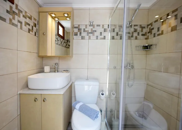 Villa Annoula - Traditional Lindian House