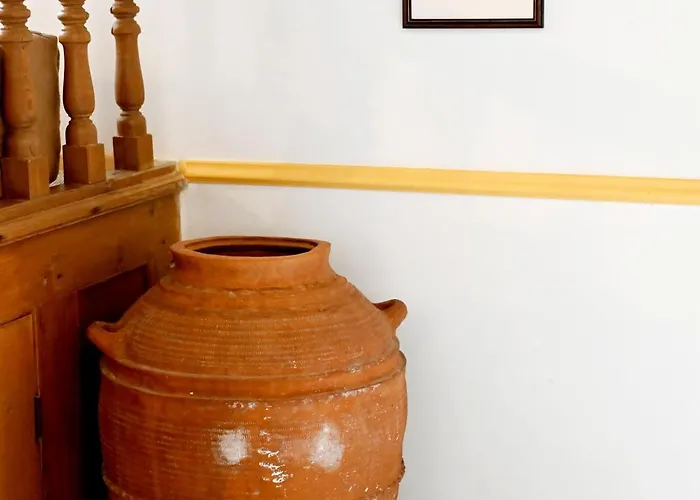 Willa Annoula - Traditional Lindian House