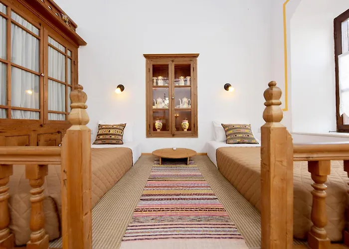 Annoula - Traditional Lindian House فيلة