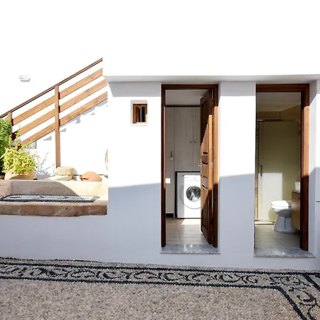 Annoula - Traditional Lindian House *